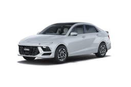 Hyundai Verna — Atlas White with Black Roof