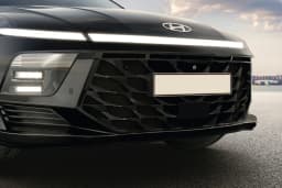 Hyundai Verna (All 22 Variants) thumbnail 1