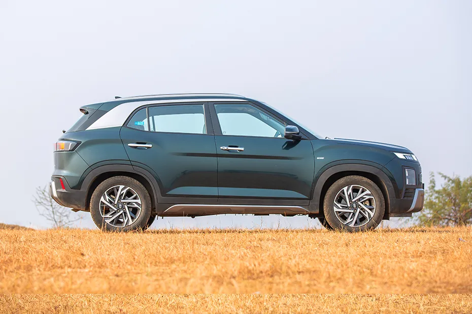 Hyundai Creta — Front Right View