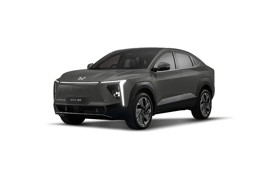 Mahindra XEV 9e — 226