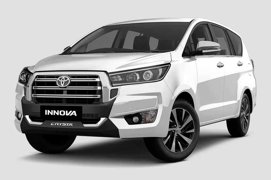Toyota Innova Crysta — Front Left Side